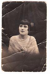 ma grand mère dolorès serra  